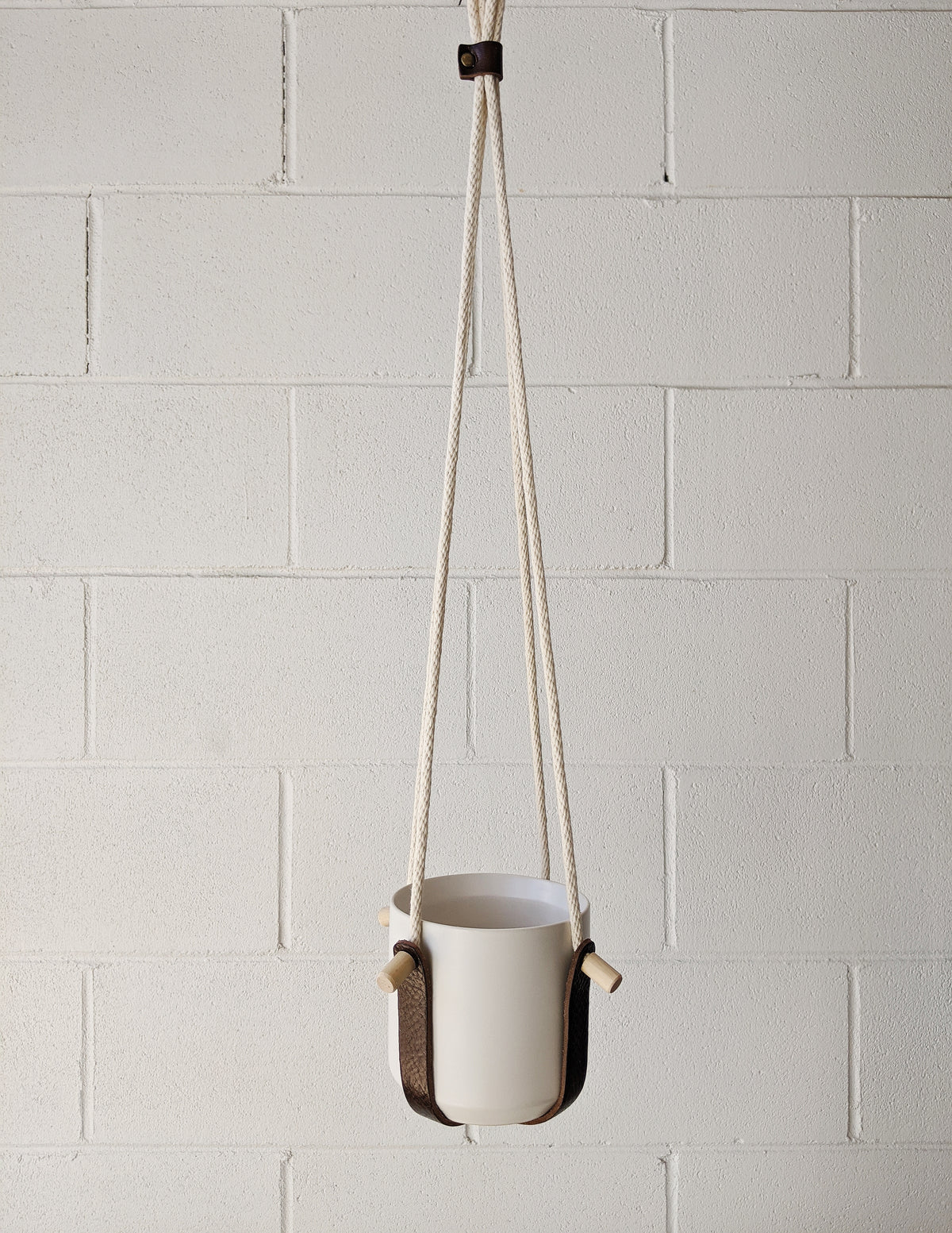 Jardinière « Atelier V Cuir »