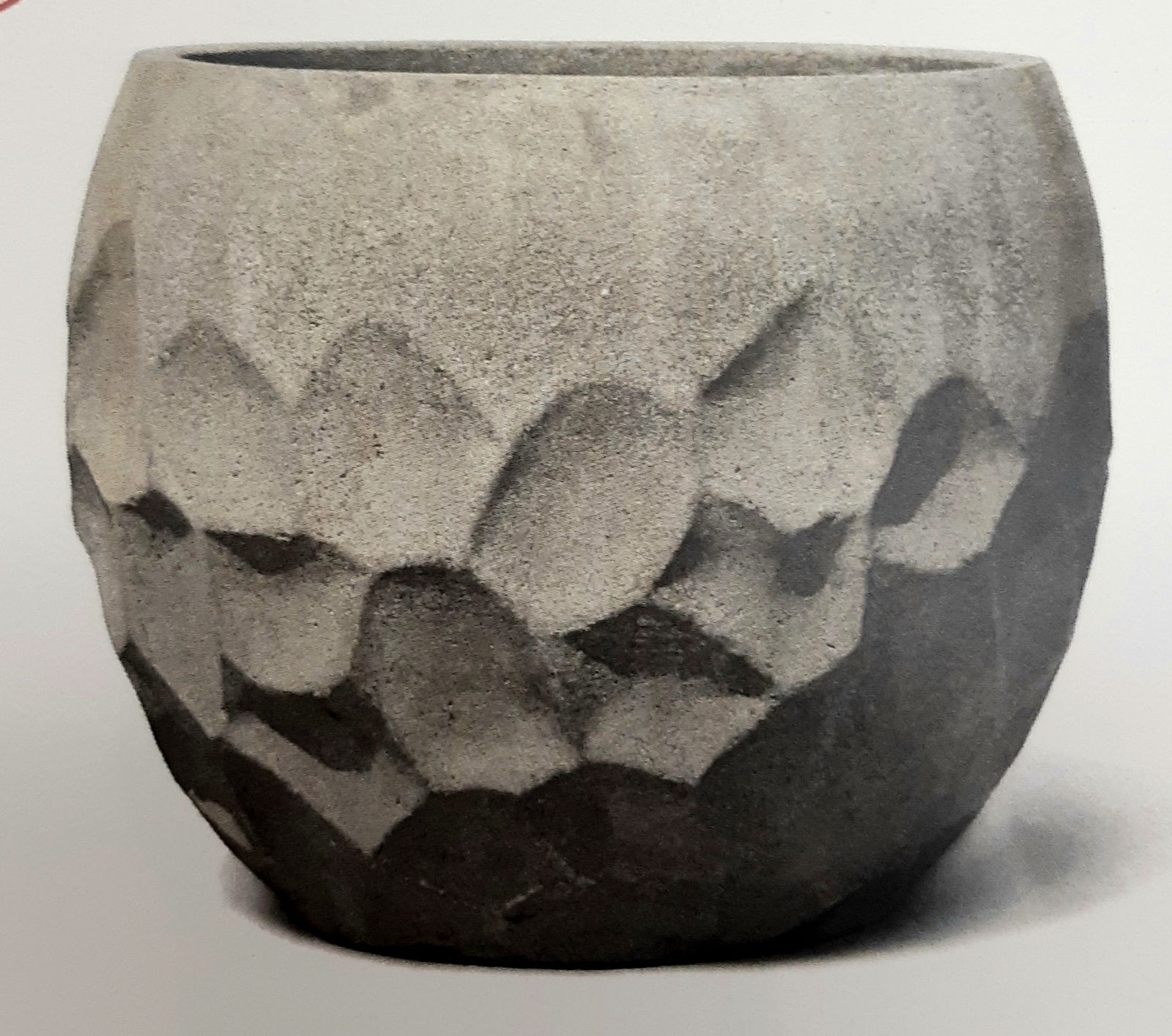 Pot béton texturé rond